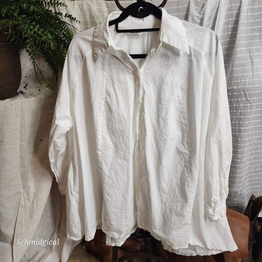 Storets White Oversized Button Down Shirt Long Sleeve Dual Pockets Size S/M